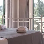 Ilia\'S Holiday Home